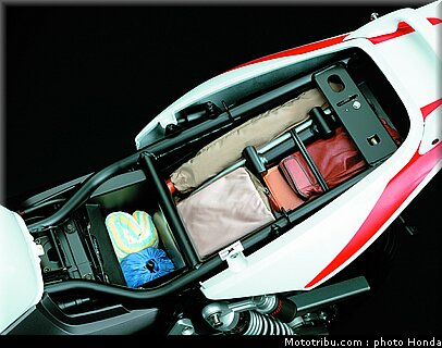 honda_1300cb_2003_032.jpg
