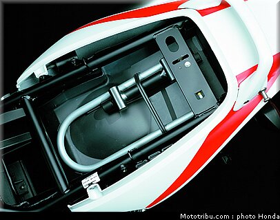 honda_1300cb_2003_033.jpg