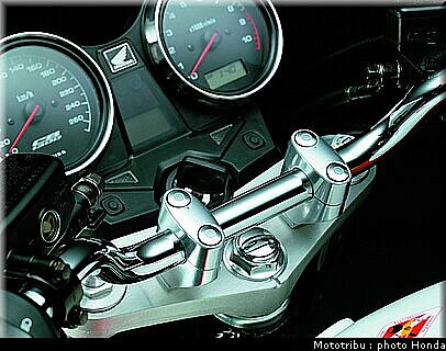 honda_1300cb_2003_017.jpg