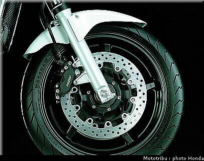 honda_1300cb_2003_030.jpg