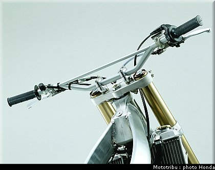 honda_450crf2003_009.jpg