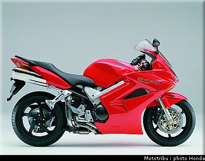 honda_800_vfr_2003_012.jpg