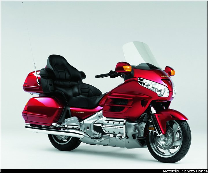 honda_goldwing_2003_1