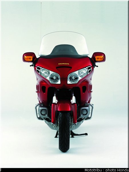 honda_goldwing_2003_4