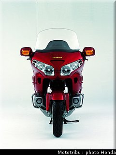 honda_goldwing_2003_4.jpg