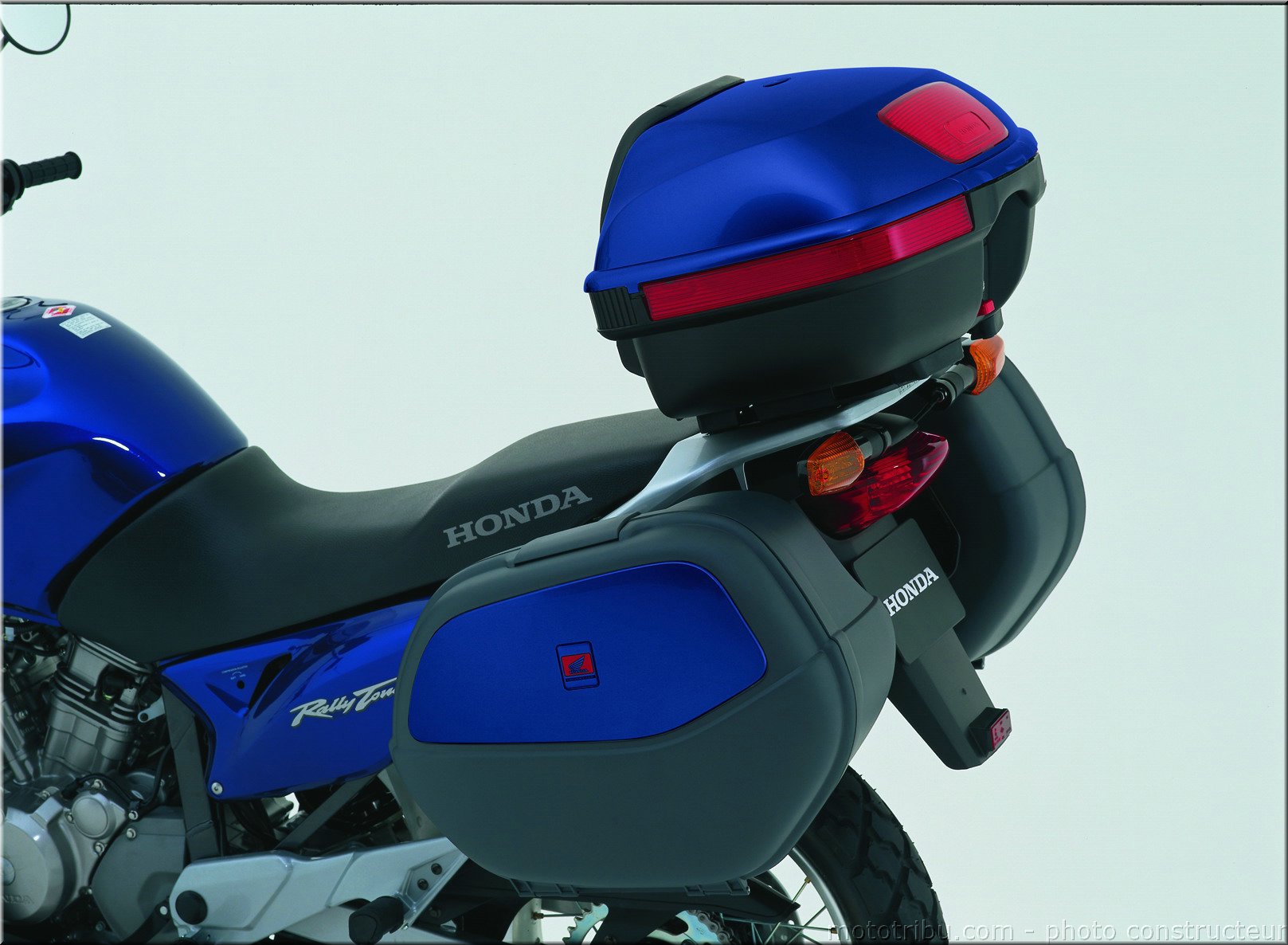 MOTO 