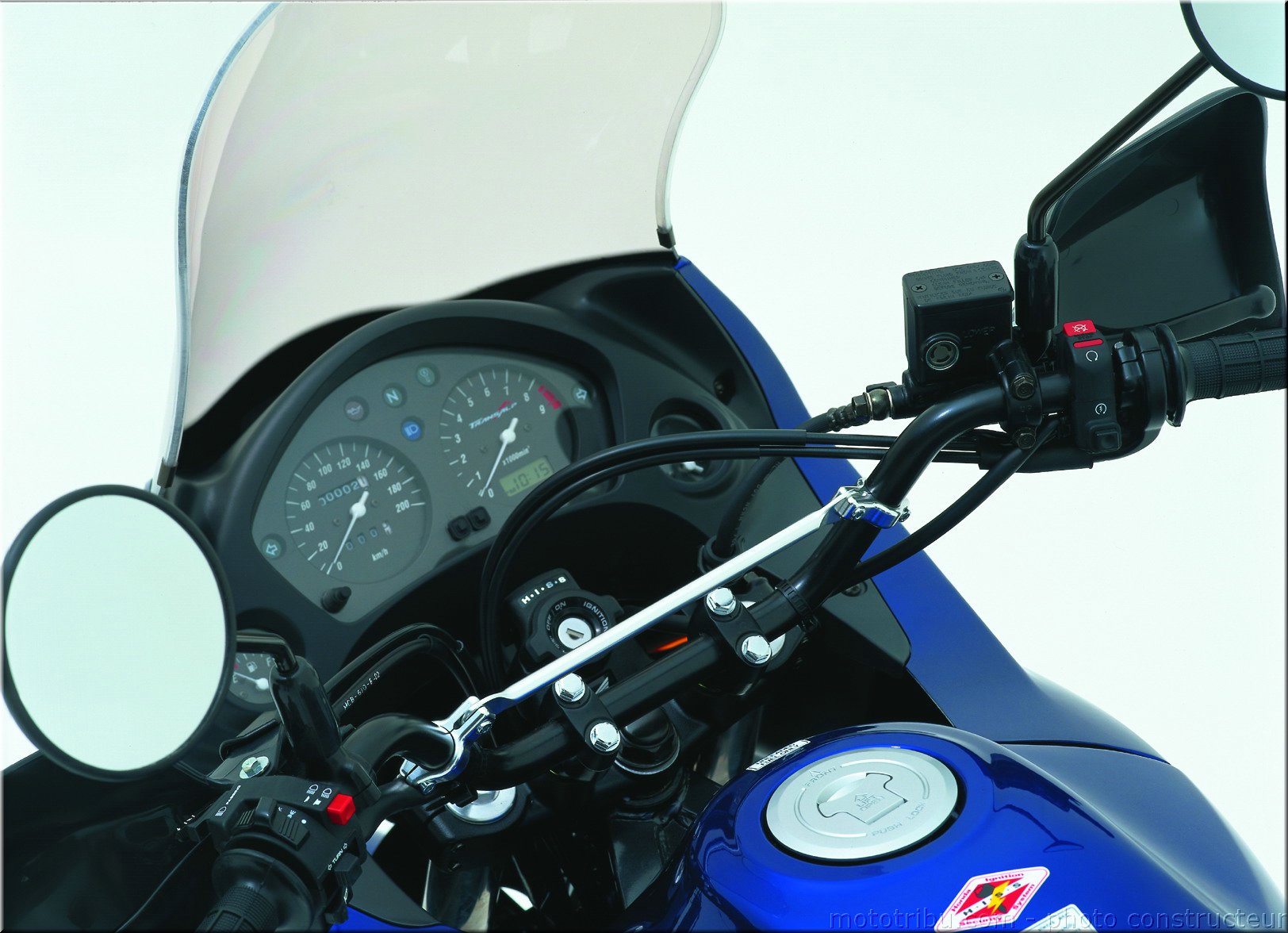 MOTO 