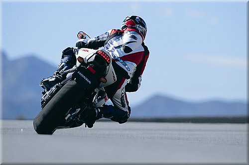 honda-1000cbr-2004-002.jpg