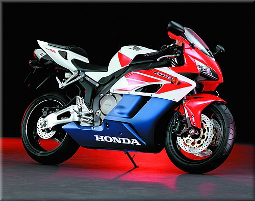 honda-1000cbr-2004-009.jpg