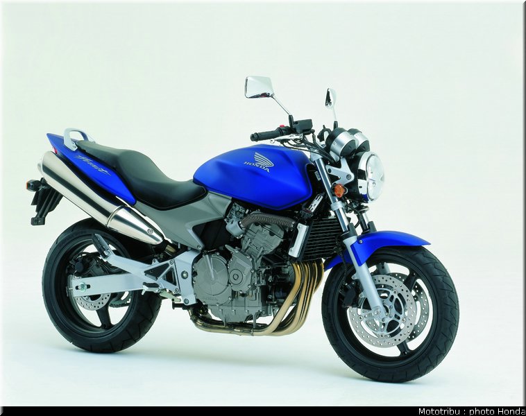 honda_600hornet_2004_010