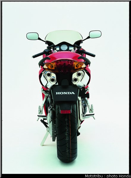 honda_800_vfr_2004_013