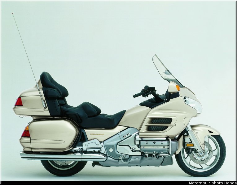 honda_goldwing_2004_003