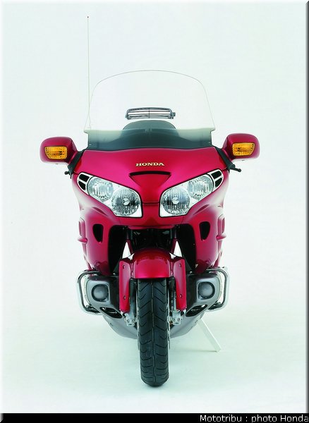 honda_goldwing_2004_006
