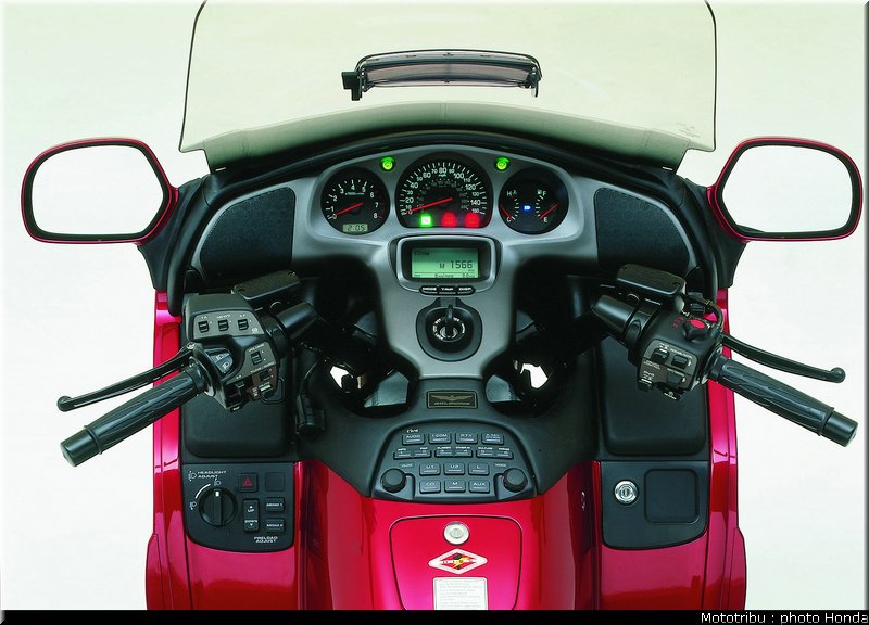 honda_goldwing_2004_008