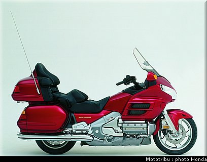 honda_goldwing_2004_002.jpg