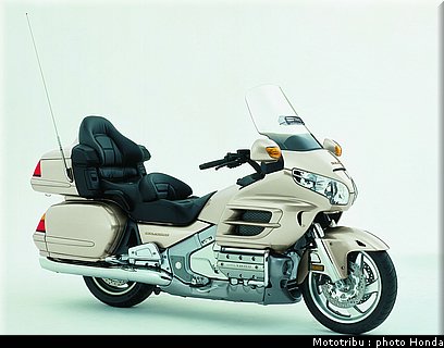 honda_goldwing_2004_005.jpg