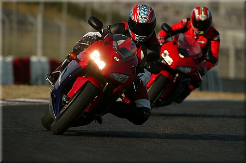honda-1000cbr-2005-005.jpg