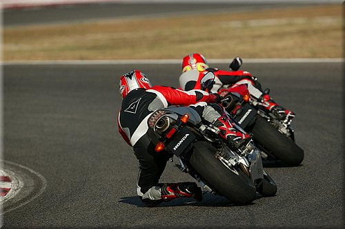 honda-1000cbr-2005-006.jpg
