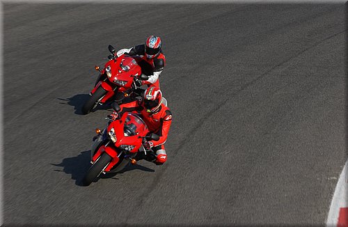 honda-1000cbr-2005-011.jpg