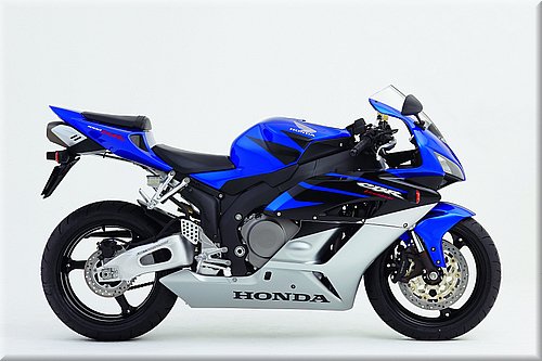 honda-1000cbr-2005-017.jpg