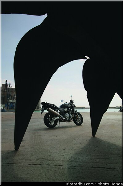 honda_cb1300_2005_014