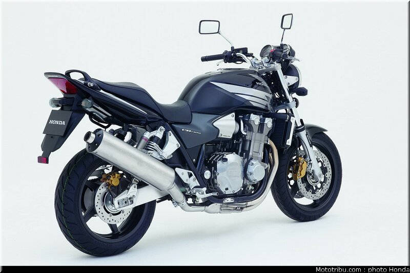 honda_cb1300_2005_021