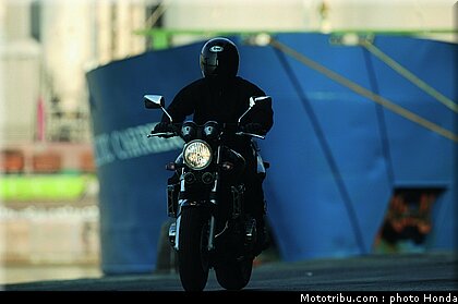 honda_cb1300_2005_003.jpg