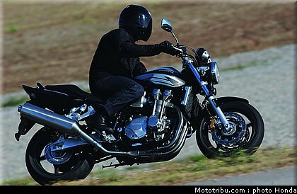 honda_cb1300_2005_006.jpg