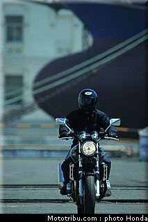 honda_cb1300_2005_007.jpg