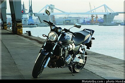 honda_cb1300_2005_012.jpg