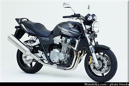 honda_cb1300_2005_018.jpg