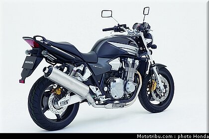 honda_cb1300_2005_021.jpg