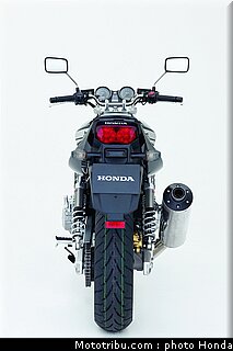 honda_cb1300_2005_026.jpg