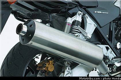 honda_cb1300_2005_031.jpg