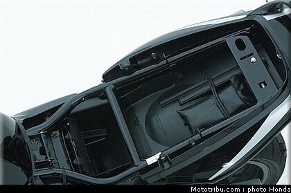 honda_cb1300_2005_034.jpg