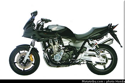 honda_cb1300s_2005_002.jpg