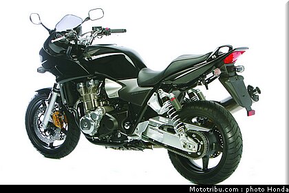 honda_cb1300s_2005_008.jpg