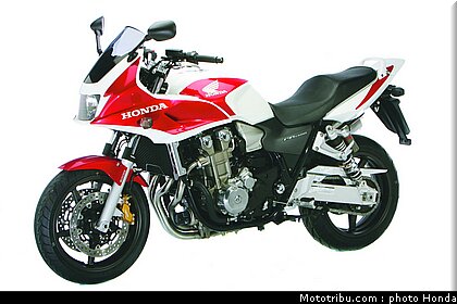honda_cb1300s_2005_010.jpg