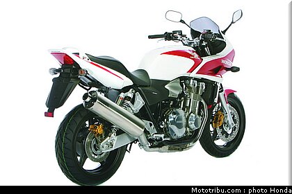 honda_cb1300s_2005_011.jpg