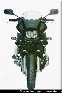 honda_cb1300s_2005_013.jpg