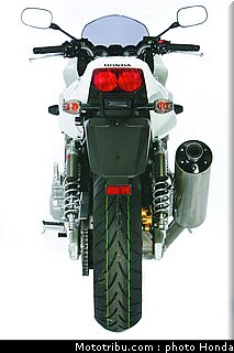 honda_cb1300s_2005_016.jpg