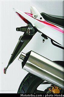 honda_cb1300s_2005_027.jpg