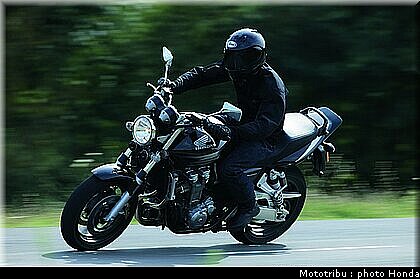 honda_cb1300_2005_005.jpg