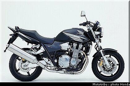 honda_cb1300_2005_016.jpg