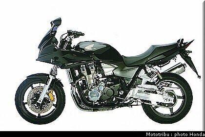 honda_cb1300_2005_027.jpg