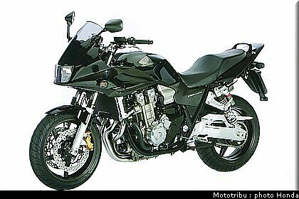 honda_cb1300_2005_031.jpg