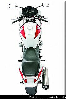 honda_cb1300_2005_042.jpg