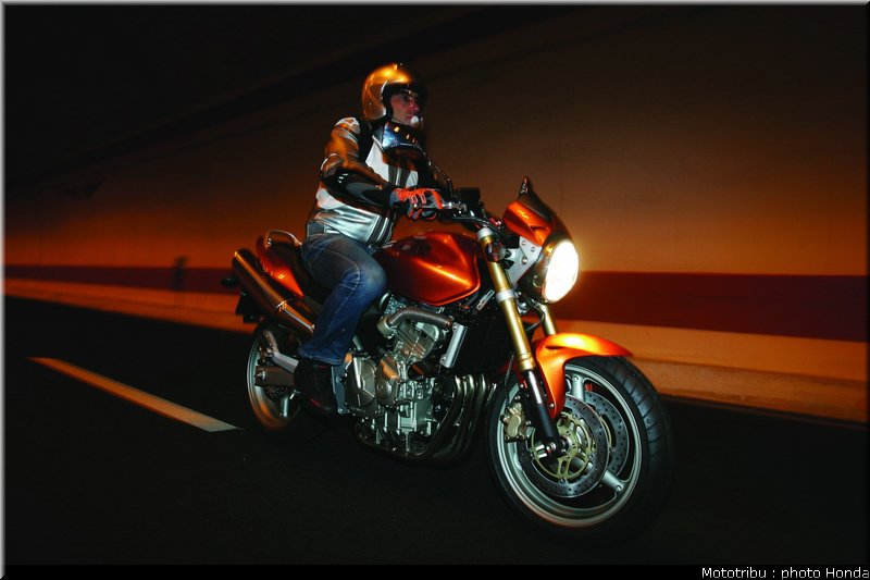 honda_600hornet_2005_002
