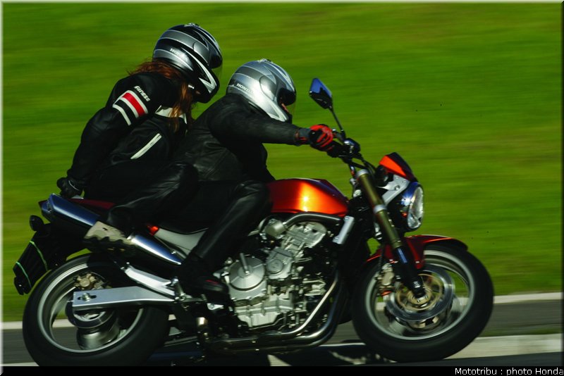 honda_600hornet_2005_006