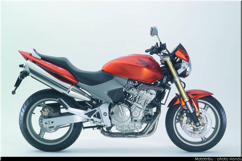 honda_600hornet_2005_014